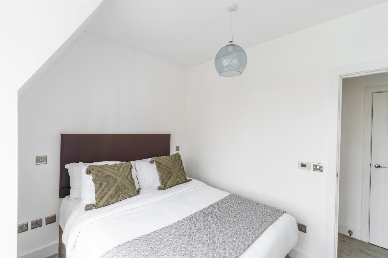 Top Floor Apartment High Street Kensington London Eksteriør billede